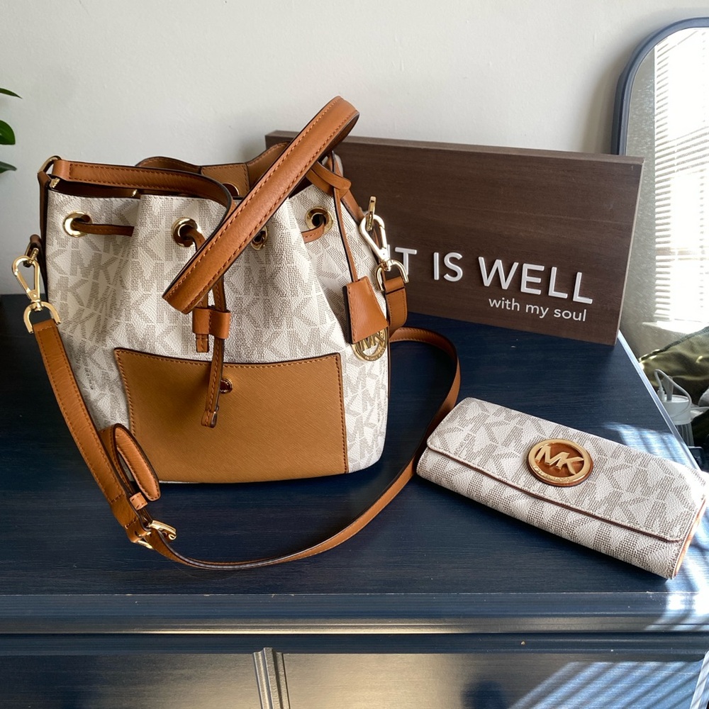 Brown & White Michael Kors Tote Bag